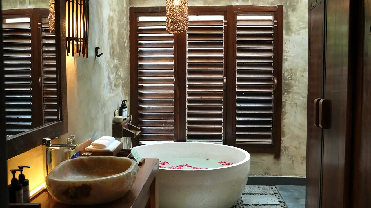 VIGNETTE COLLECTION DINSO RESORT & VILLAS PHUKET