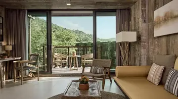 VIGNETTE COLLECTION DINSO RESORT & VILLAS PHUKET