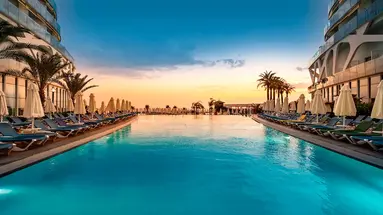 Vikingen Infinity Resort & Spa