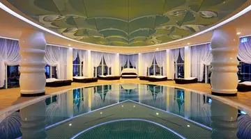 Vikingen Infinity Resort & Spa