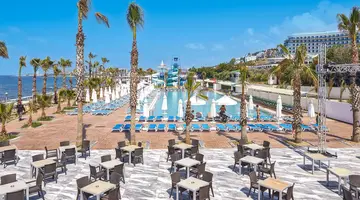 Vikingen Infinity Resort & Spa