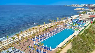 Vikingen Infinity Resort & Spa