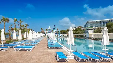 Vikingen Infinity Resort & Spa