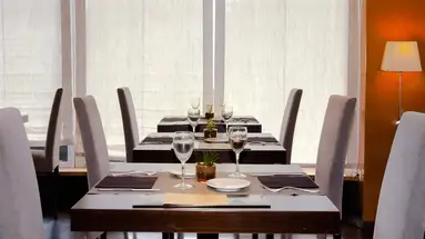 Vila Centric (ex Mercure Atenea Aventura)