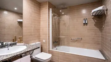 Vila Centric (ex Mercure Atenea Aventura)