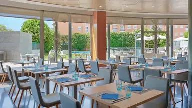 Vila Centric (ex Mercure Atenea Aventura)