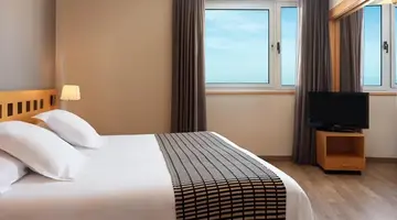 Vila Centric (ex Mercure Atenea Aventura)