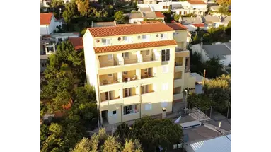 VILA LENA