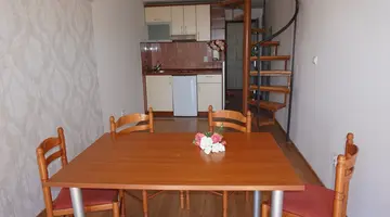 VILA LENA