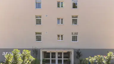 VILLA ARAUSA****