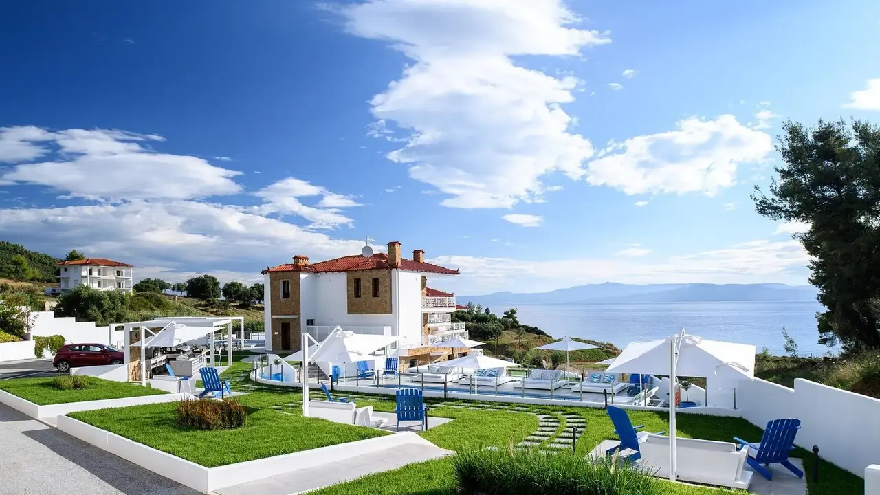 Villa D Oro Luxury Villas and Suites