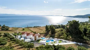 Villa D Oro Luxury Villas and Suites