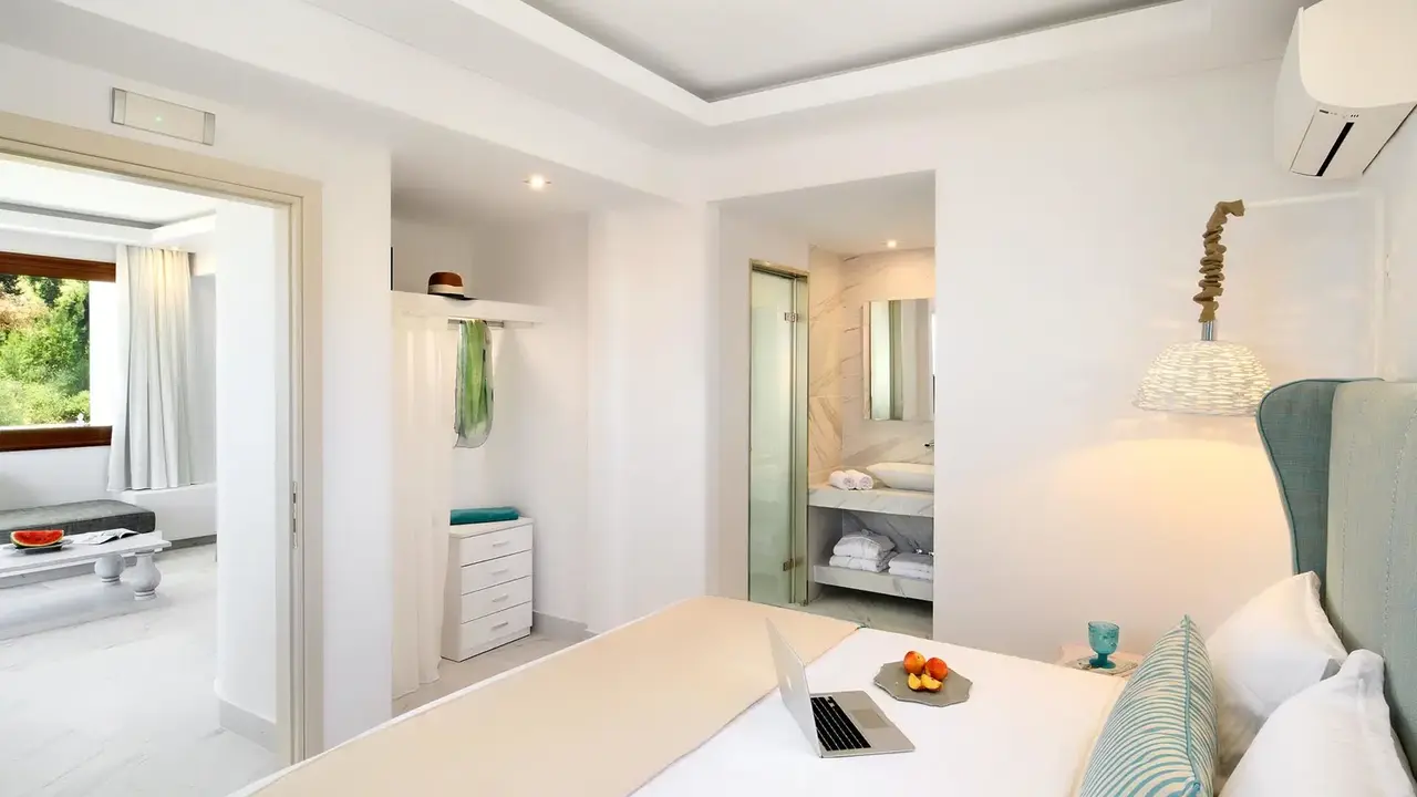 Villa D Oro Luxury Villas and Suites
