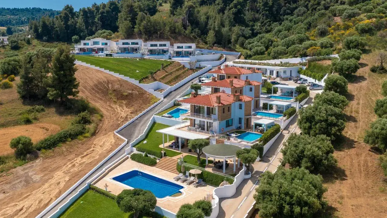 VILLA D ORO LUXURY VILLAS & SUITES