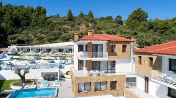 VILLA D ORO LUXURY VILLAS & SUITES