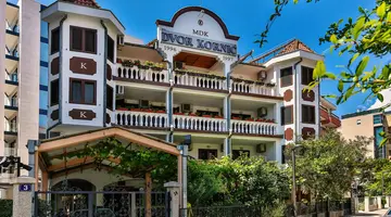 Villa Dvor Kornic