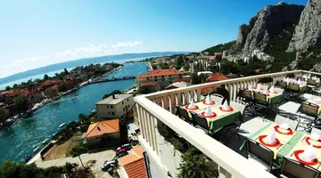 Villa Dvor