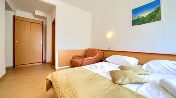 Villa Lovorka - Hotel Resort Drazica