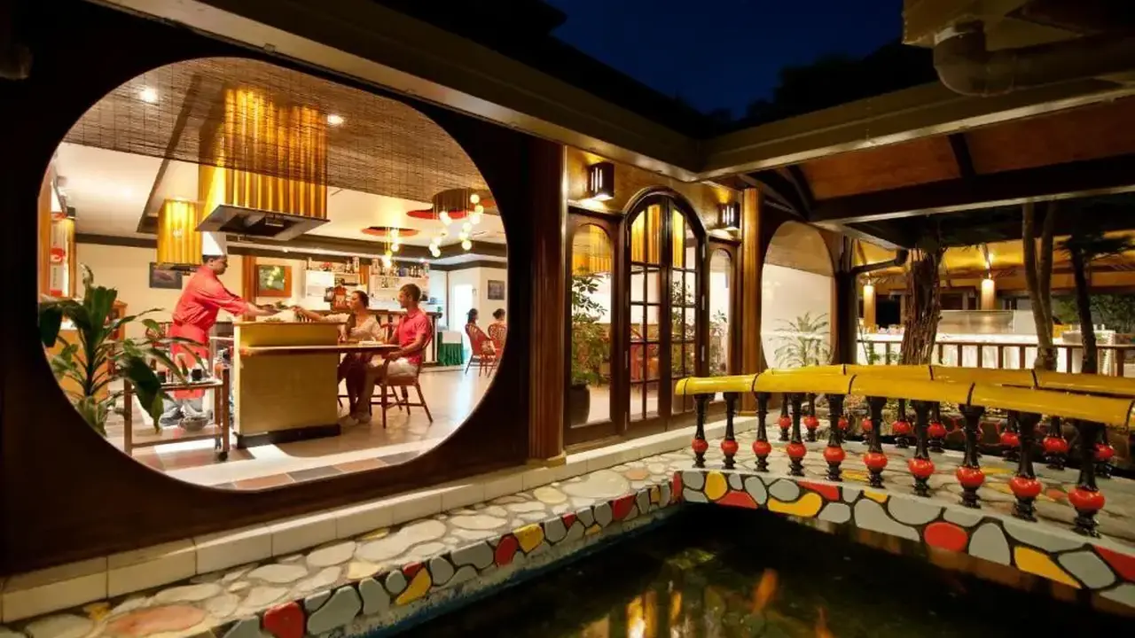 VILLA NAUTICA (PARADISE ISLAND)