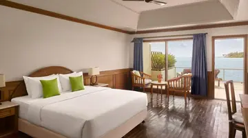 Villa Park Sun Island