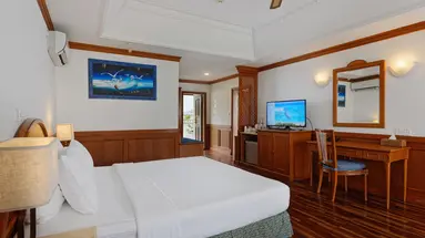 VILLA PARK, SUN ISLAND