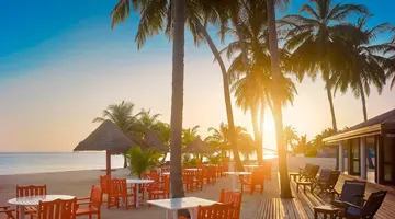 Villa Park Sun Island