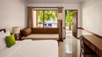 Villa Park Sun Island