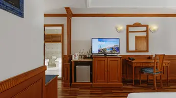VILLA PARK, SUN ISLAND