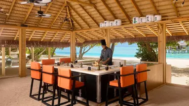 Villa Park Sun Island