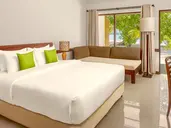 Villa Park Sun Island