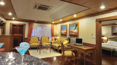 VILLA PARK, SUN ISLAND