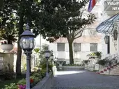 VILLA PINCIANA HOTEL