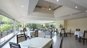 Villa Side Hotel