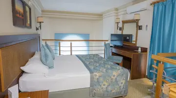Villa Side Hotel