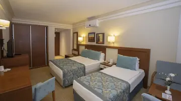 Villa Side Hotel