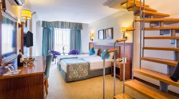 Villa Side Hotel