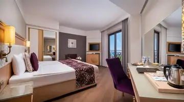 Villa Side Residence