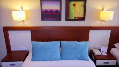 Villa Side