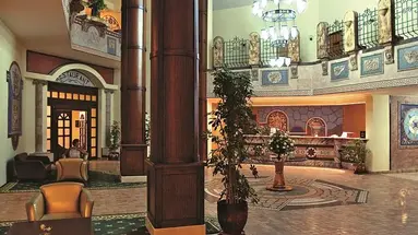 Villa Side