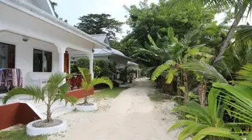 VILLA VEUVE