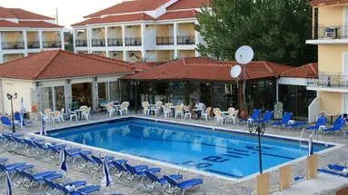 Village Inn Studios and Apartments