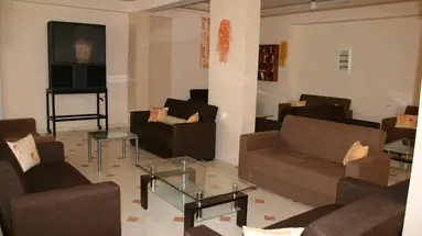 Village Inn Studios and Apartments