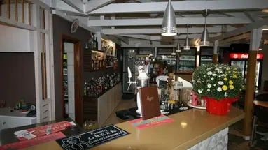 Village Inn Studios & Family Apartments