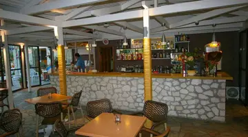 Village Inn