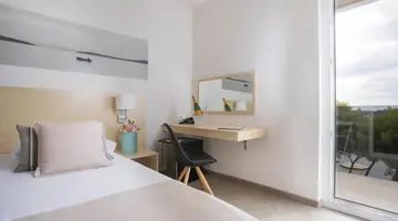 VILLAS ARAUSANA AND ANTONINA
