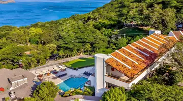 Villas Sol Hotel & Beach Resort