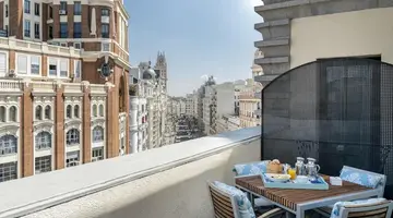 Vincci Capitol