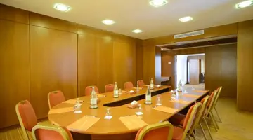 VINCCI HELIOS BEACH & SPA
