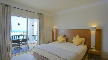 VINCCI HELIOS BEACH & SPA