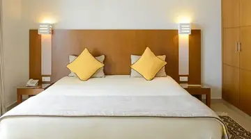 VINCCI HELIOS BEACH & SPA